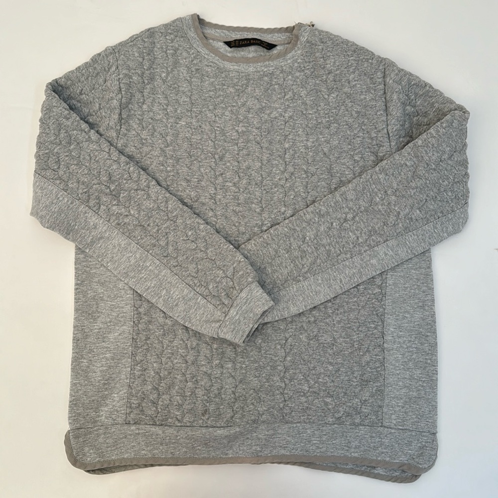 Zara Basic Quilted Long Sleeve Sweatshirt Top